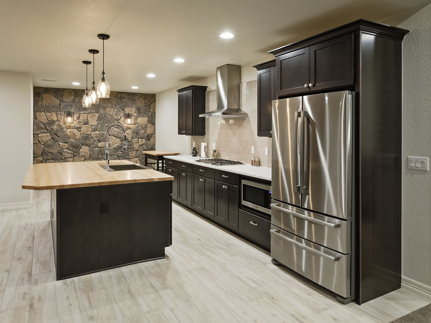 3044ElkCanyon-Kitchen-01 (1)