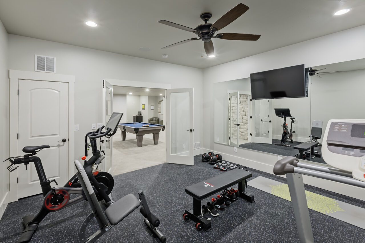 Utah Fitness Basements: Gym & Wellness Spaces That Beat the Winter Blues